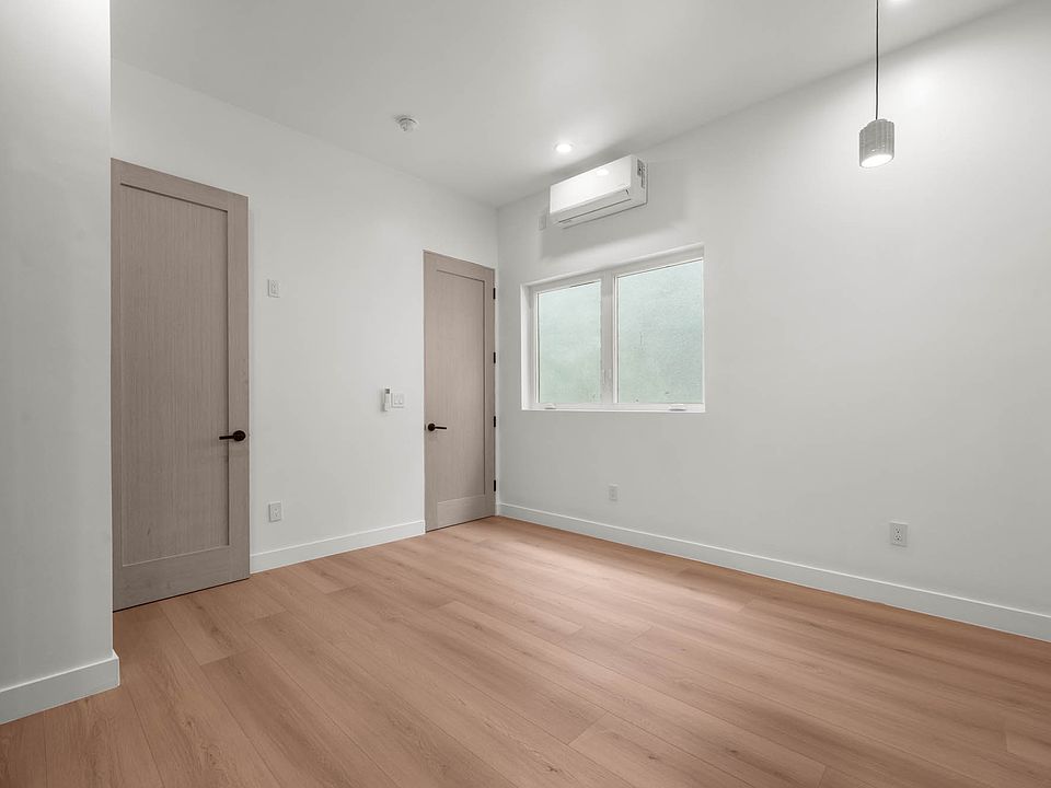 1st image of 1215 S Point View St #878814b7d