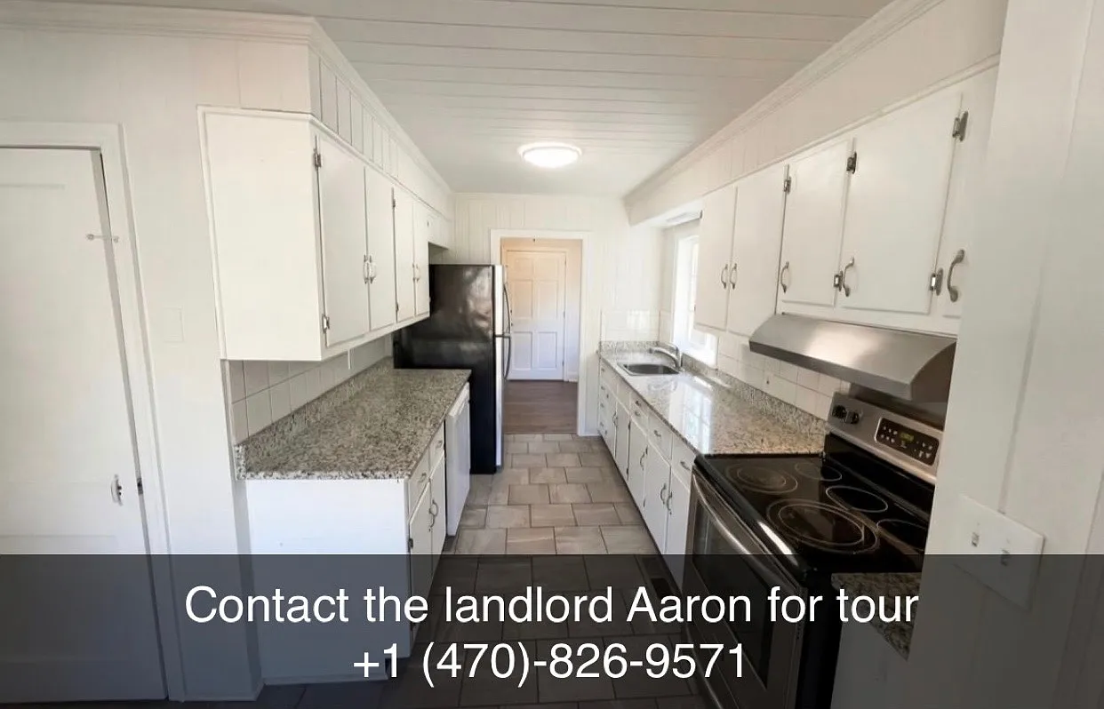 3 bed, 1412 sqft, $1,654 — Photo 3