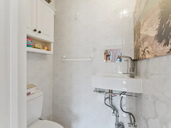 3103 Fairfield Avenue image 11 of 12