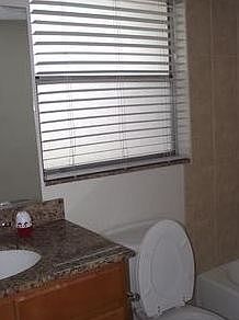 5th image of 912 La Costa Cir Unit 3