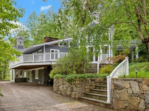 84 Lake Tr E, Harding Twp., NJ 07976