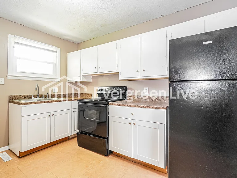 4313 E Livingston Ave — Photo 7