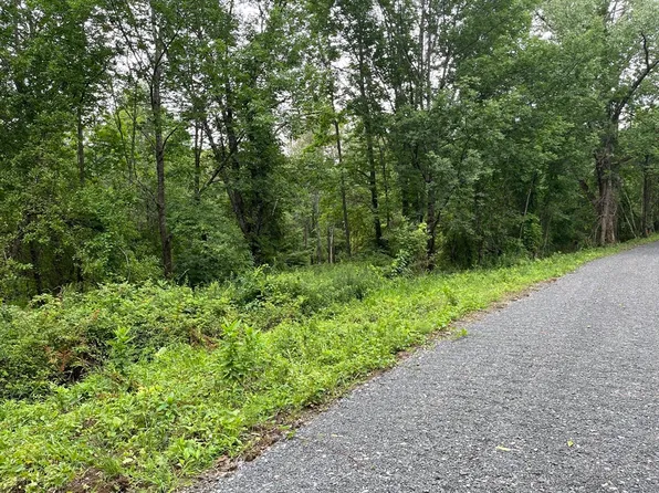 31 Mountain View Dr, Charlemont, MA 01339