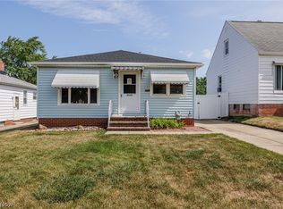 9114 Pinegrove Ave, Parma, OH