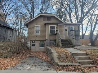 6837 S Benton Ave, Kansas City, MO 64132