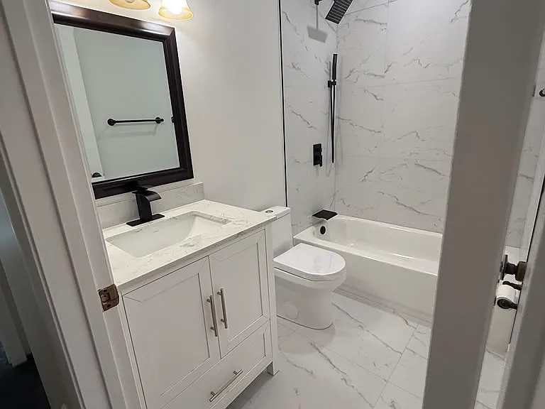 6744 Canary Palm Cir — Photo 28