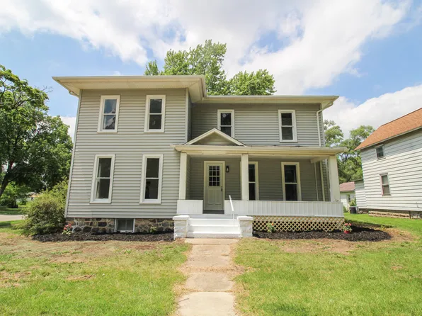 719 S Main St, Three Rivers, MI 49093