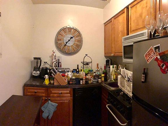 2nd image of 348 W End Ave APT 3D