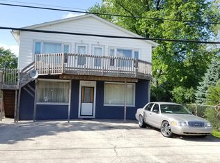 225 Bruce Rd, Lockport, IL 60441