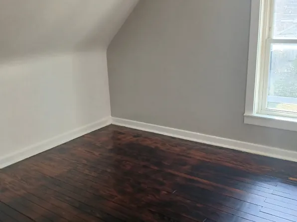 1026 W 21st St, Erie, PA 16502