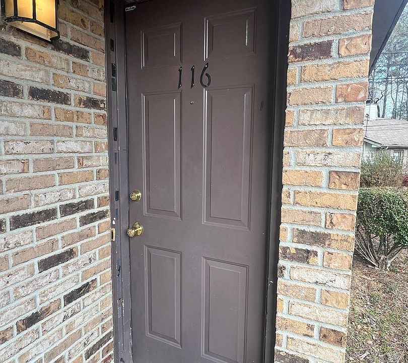 2nd image of 116 Mitchell Cir