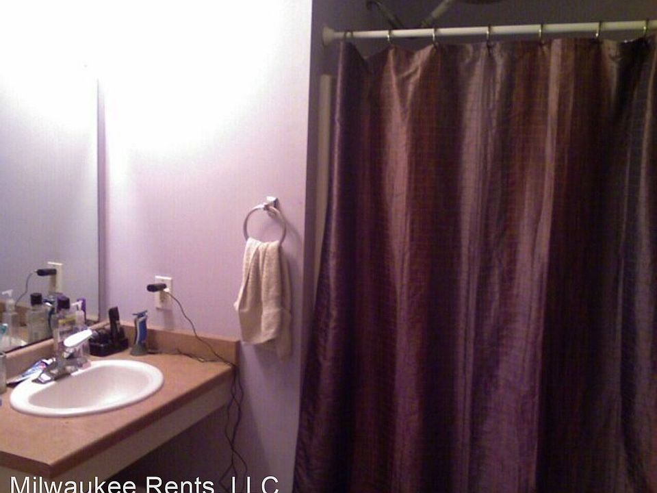 2nd image of 2931 N Bartlett Ave #8543753