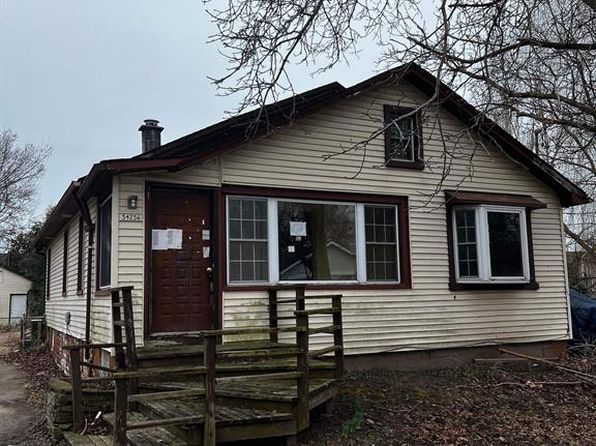 FORECLOSURE AND BANK OWNED AUCTIONS IN HARRISON TOWNSHIP MI visual data 8