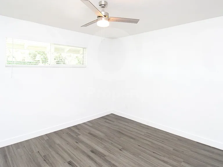 7625 N 12th St #8 — Photo 9