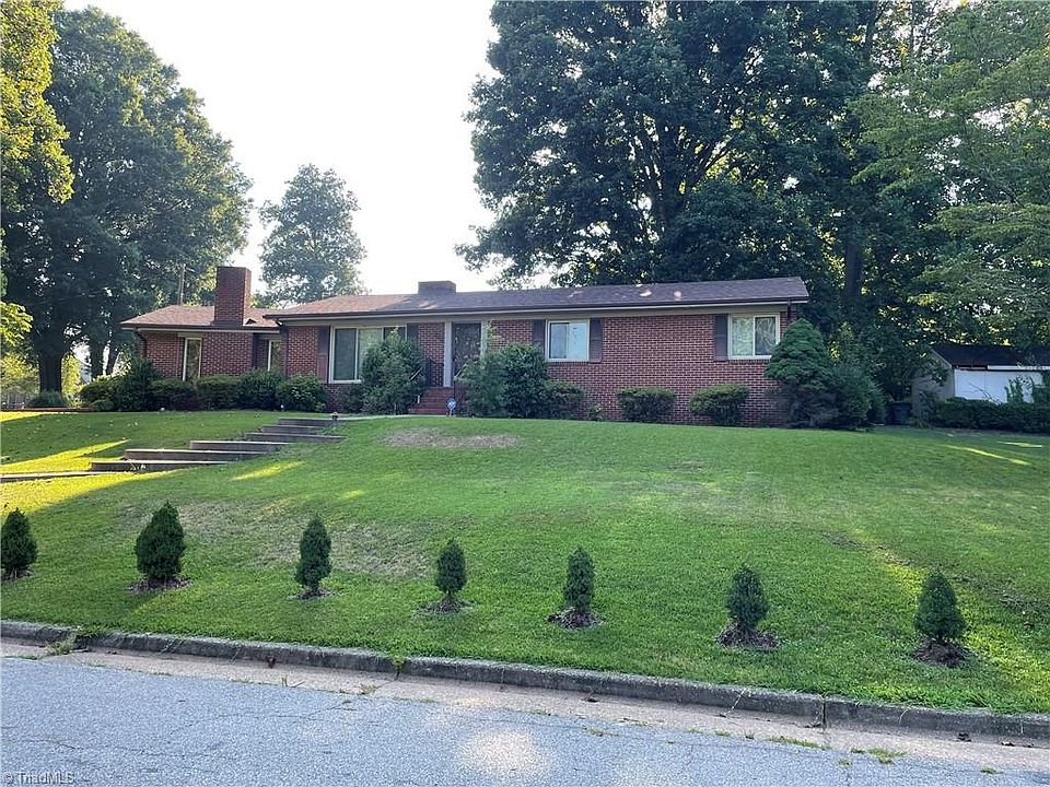 702 Hampton St, Eden, NC 27288 Zillow