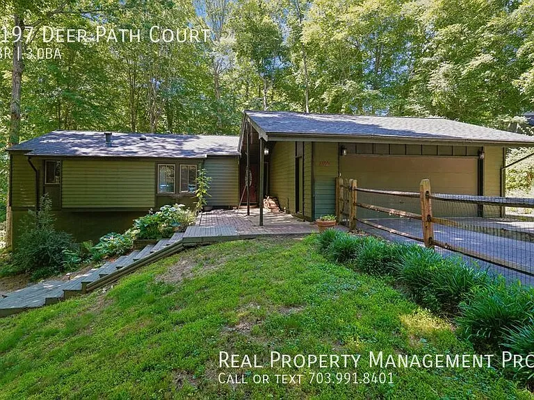 6197 Deer Path Ct — Photo 1