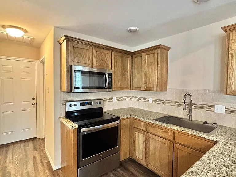 4245 Sedona Trl — Photo 6