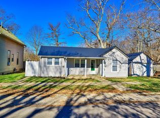 607 E Baldwin St, Blanchester, OH 45107