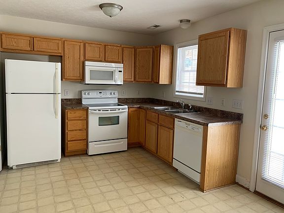 3rd image of 1102-1314 Blane Dr #1202