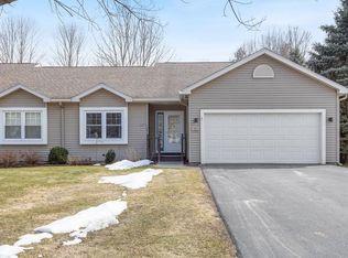 407 Bittersweet Cir, Williston, VT 05495