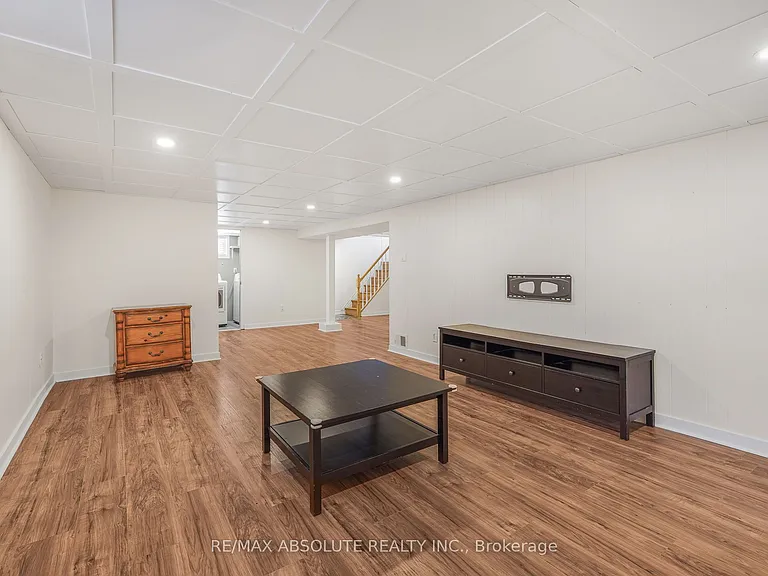 731 Borthwick Ave — Photo 15