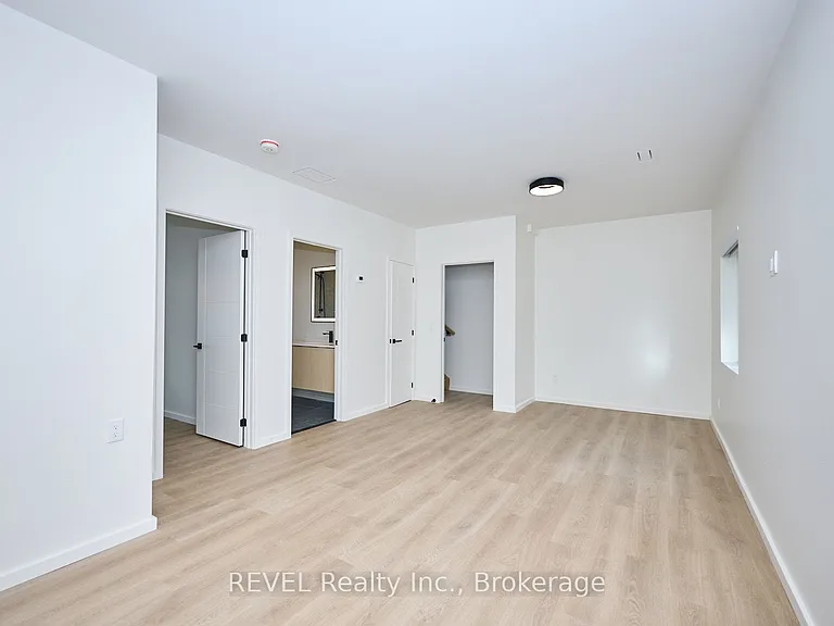 5361 Valley Way #3 — Photo 8