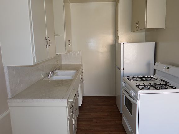 4th image of 1020 N Stanley Ave APT 9