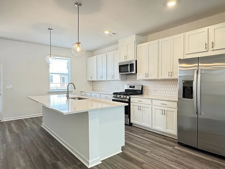 55 Peeples Dr — Photo 8