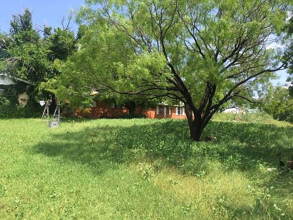 1st image of 1001 Cedar Crest Dr