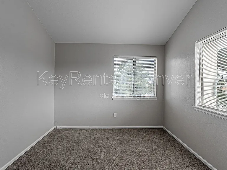 1099 S Walden Way #101 — Photo 14