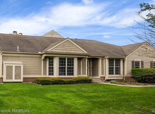 844 Upper Scotsborough Way, Bloomfield Hills, MI 48304