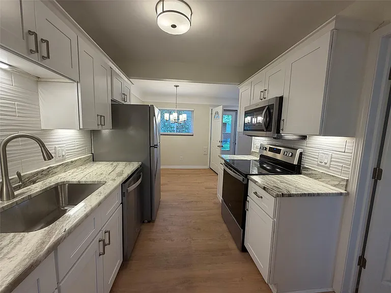 3875 Devon Rd #9 — Photo 4