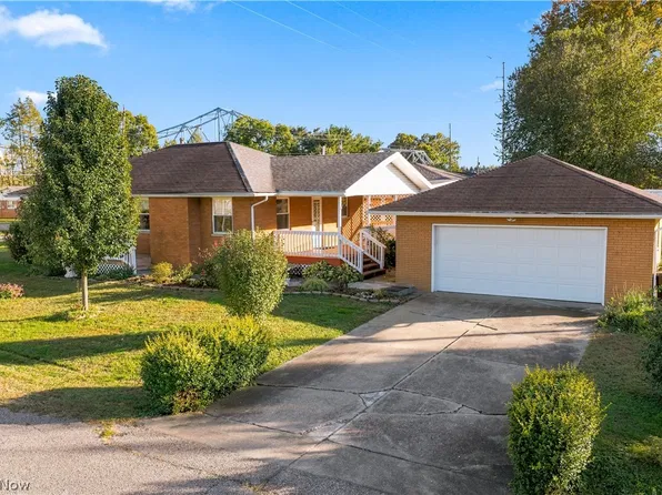 101 Matheny Ave, Belpre, OH 45714