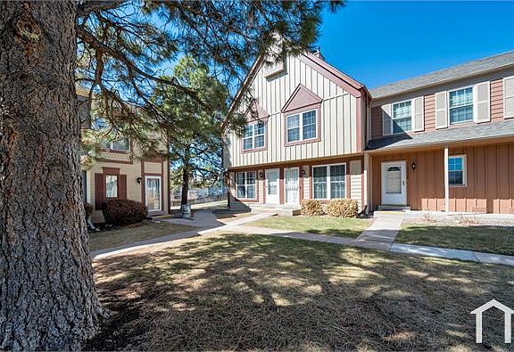 3rd image of 14252 E Hawaii Cir Unit D