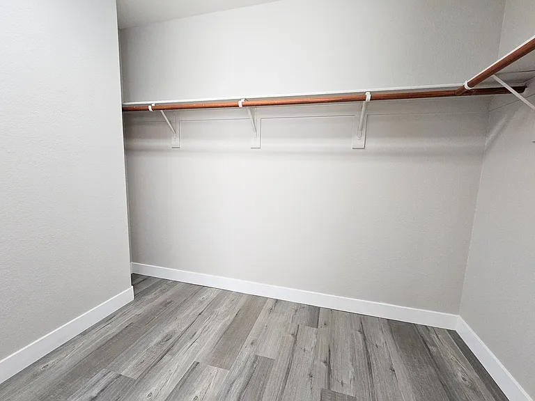 768 Anacapri St — Photo 26