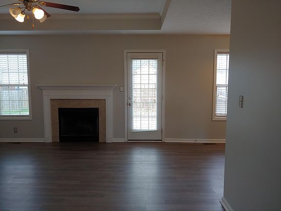 3rd image of 2538 Centerstone Cir