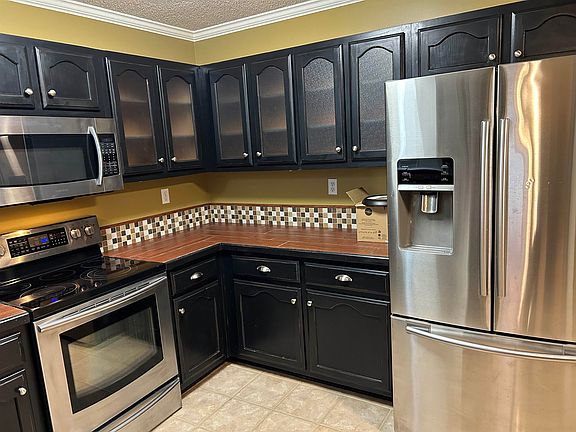 5th image of 4351 Whispering Bend Dr