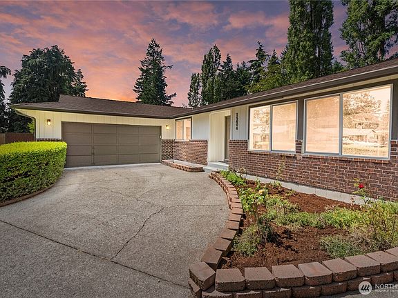 2nd image of 18604 9th Avenue Ct E