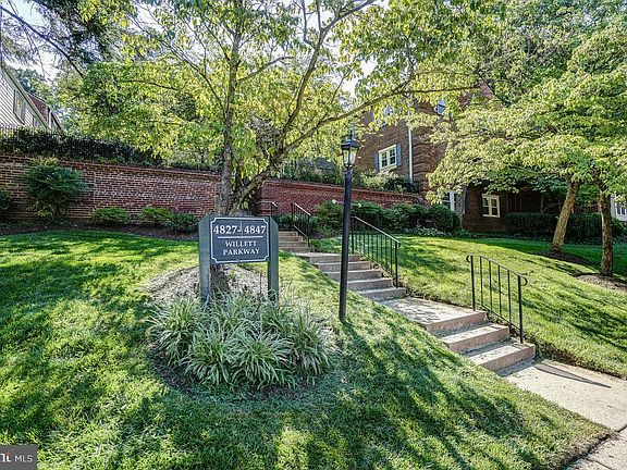 3rd image of 4839 Willett Pkwy #81