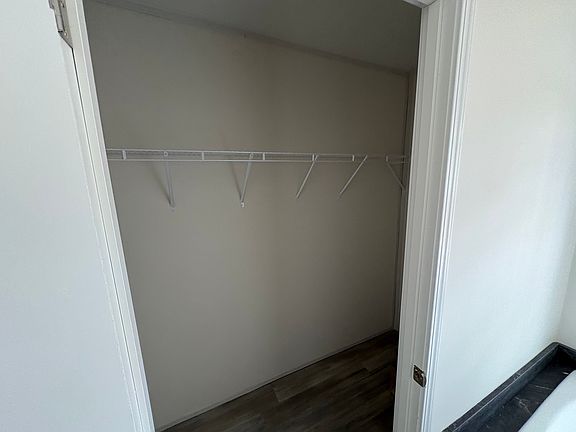 4th image of 171 Cedar Pl