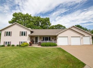 W7708 Whitetail St, Holmen, WI 54636