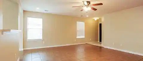 3rd image of 29439 Legends Glen Dr