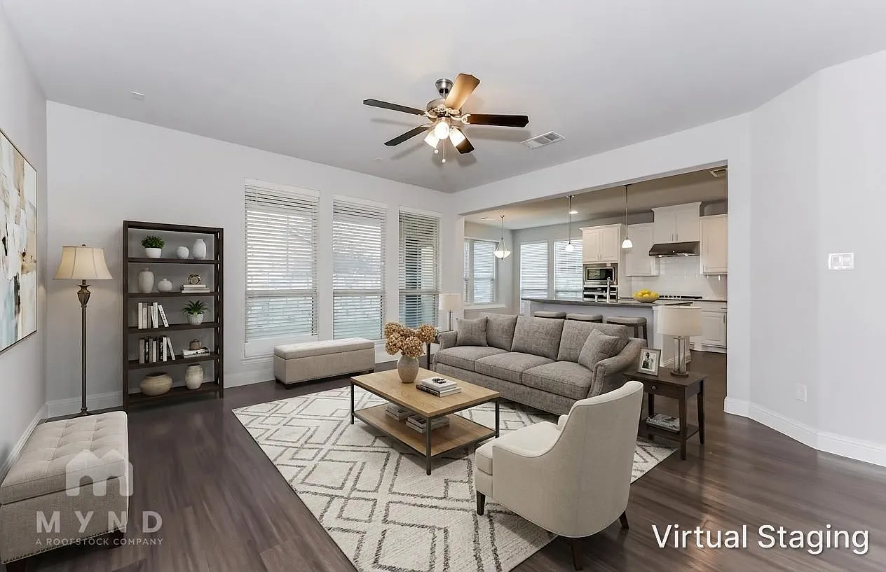 4 bed, 3.5 bath, 2790 sqft, $3,999 — Photo 2