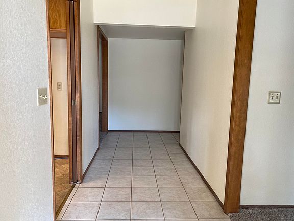 3rd image of 3018 Aspen St