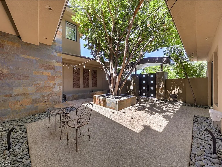 1501 Foothills Village Dr — Photo 8