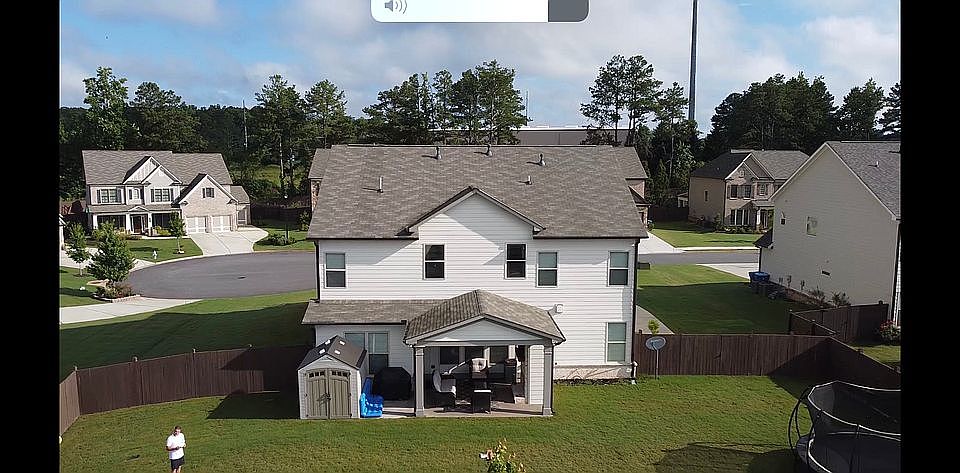 2nd image of 735 Lanshire Dr