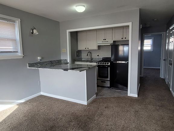 4th image of 1037 Beech Ave Floor 1
