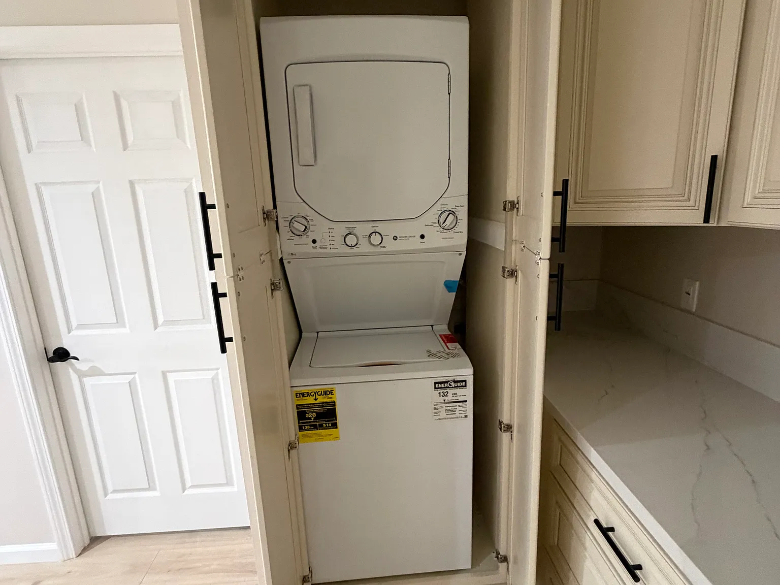 1 bed, 450 sqft, $2,500 — Photo 4