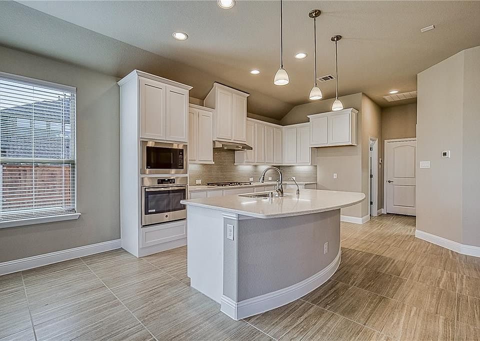 1st image of 709 Wilmington Ln