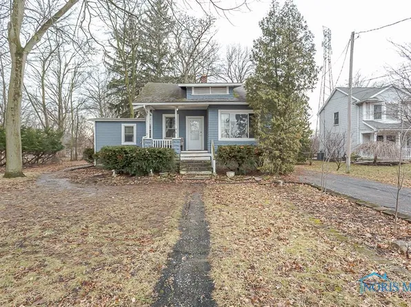 30255 Bates Rd, Perrysburg, OH 43551